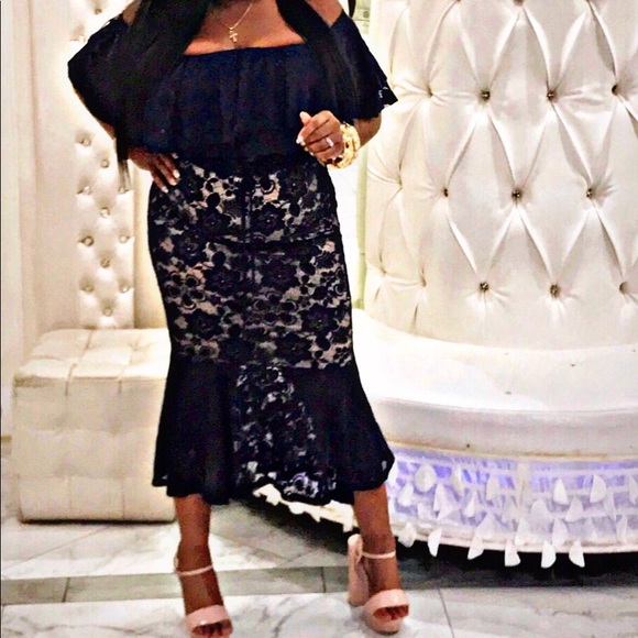 Mamacita Bonita Off Shoulder Ruffle Dress - Picture 2 of 3